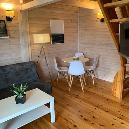 Domek letniskowy Rewalia *